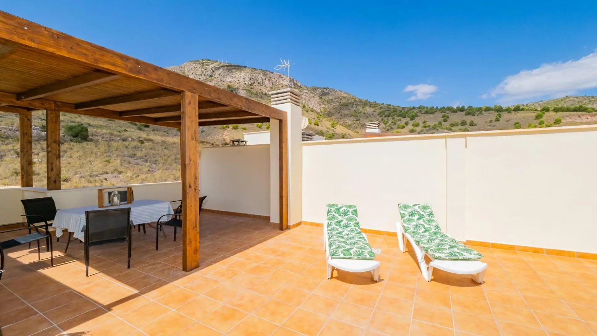 Apartamento Cubo'S Benalvistas Urban Love & 2 Free Parking Benalmádena